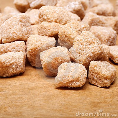 brown-sugar-lumps-17927849.jpg