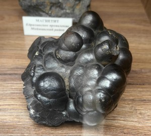 ø.  .   . webmineral.ru