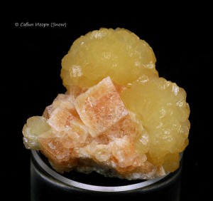 ��������-Ca, �������-Na. ����������� (Fe) �������������. �������� � �������������. webmineral.ru