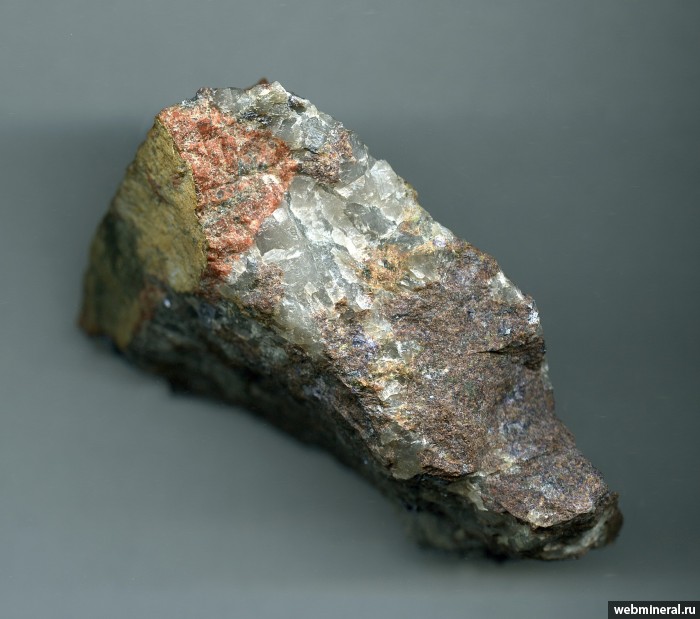 Фотография минерала Синхизит-(Ce), Бастнезит-(Ce), Молибденит, Кварц, Иттрофлюорит. Ак-Тюзское рудное поле.