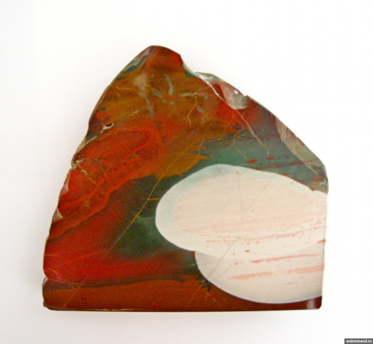 Как называют многоцветные яшмы напоминающие картины. Яшма Пикассо минерал. Риддерская яшма. Яшма Орская камень. Яшма Старо-Сибайская.
