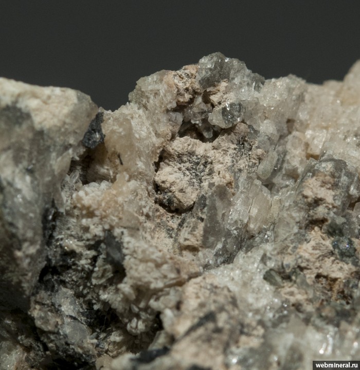 Фотография минерала Джорджчаоит, Пектолит, Томсонит-Ca. Слюда карьер.