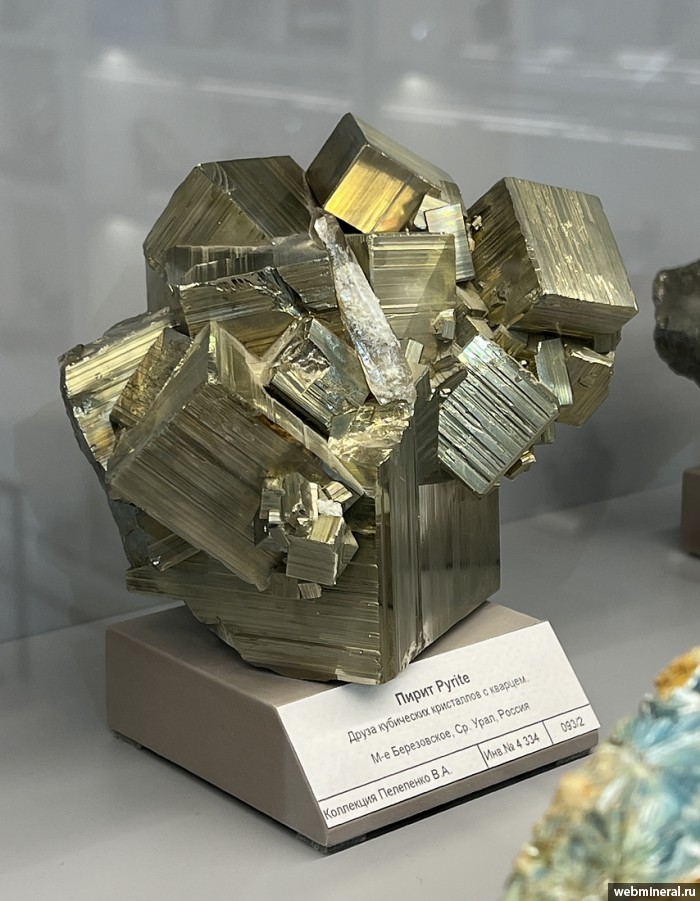 ���������� �������� �����, �����. ���������� (Au) ������������� (������ ����).