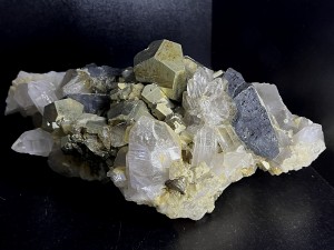 �����, ����������, �����. ���������� (Au) ������������� (������ ����). �������� � �������������. webmineral.ru