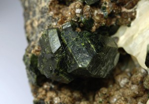 ������, ��������. ����� ������ (Fe) �������������. �������� � �������������. webmineral.ru