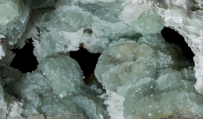 Фотография минерала Пренит. Леменский вулканогенный комплекс.