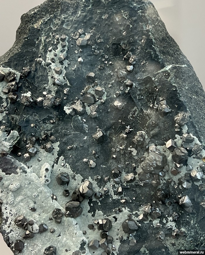 ���������� �������� ��������. ������� ����������� (Cr) �������������.