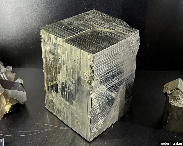 ���������� �������� �����. ���������� (Au) ������������� (������ ����).