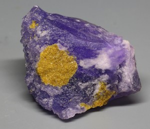 , , Alcaparrosa Mine, Sierra Gorda, Antofagasta, Chile ().   . webmineral.ru