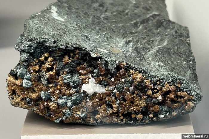 ���������� �������� ��������. ����������� ������ (Cr) �������������.