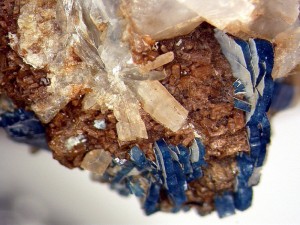 ����������, �����������-Mn, ��������, ������������������. ����� �������. �������� � �������������. webmineral.ru