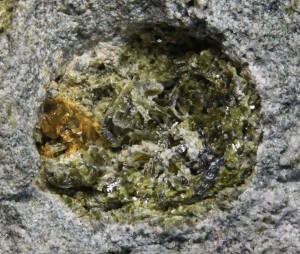 ����������-(Al), ������. �������� ����� ������. �������� � �������������. webmineral.ru