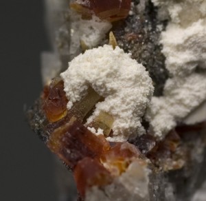 ����������, ���������. ���������� (Fe) ������������� (�������� ������). �������� � �������������. webmineral.ru