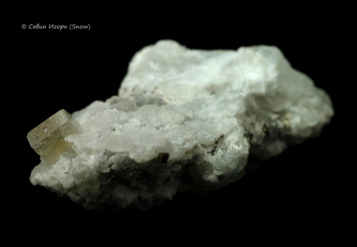 Фотография минерала Гейландит-Ca. Баженовское месторождение.