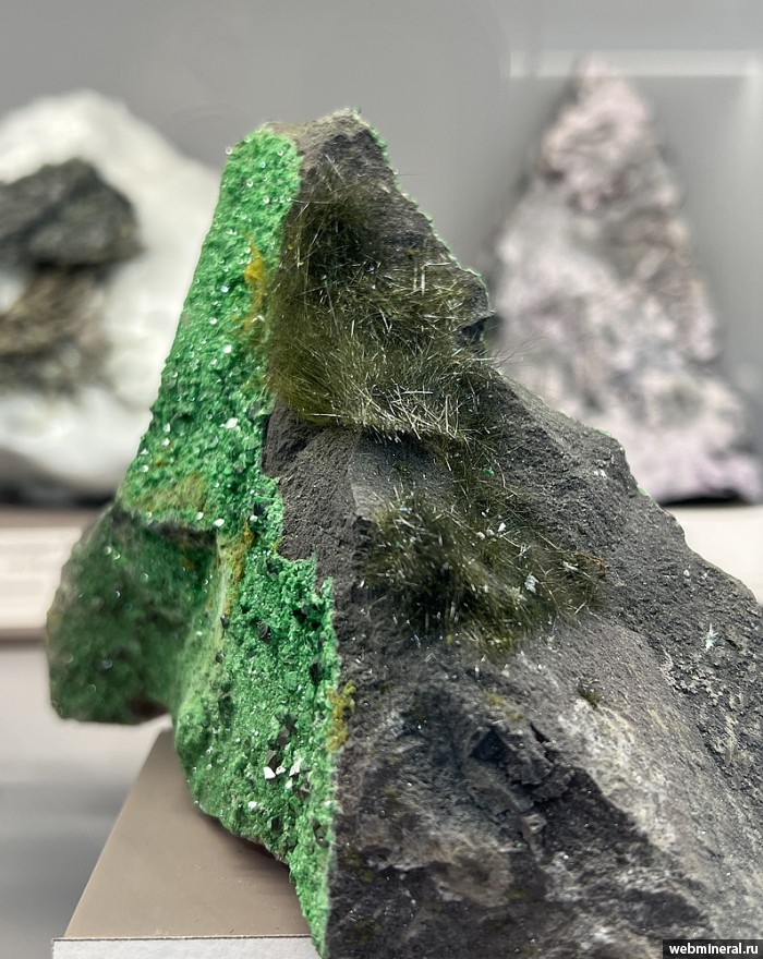 ���������� �������� ����������, ��������. ������� ����������� (Cr) �������������.