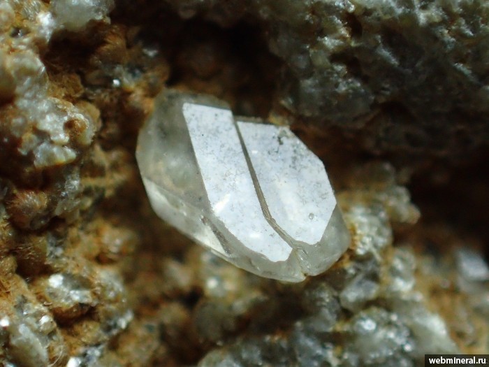   , , . Urucum pegmatite, Galileia, Minas Gerais.