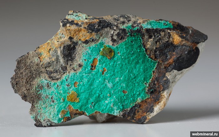 Фотография минерала Агардит-(Y), Дуфтит. Северо-Восточный отвал.