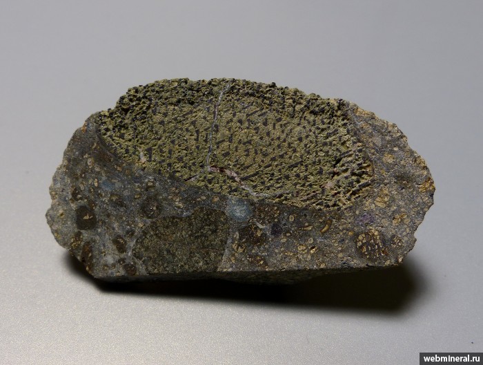 Фотография минерала Ильменит, Диопсид. Мир кимберлитовая трубка.