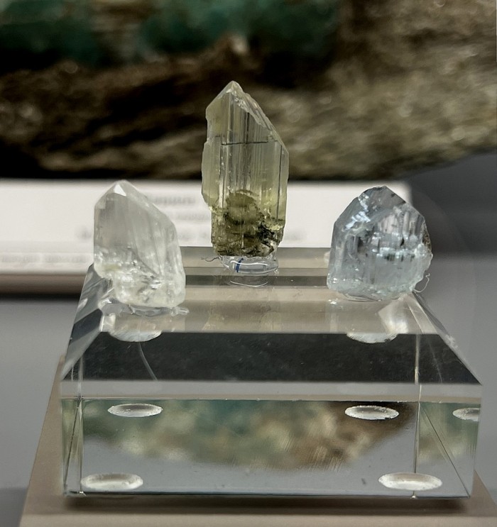 ���������� �������� ������. ���������� (�����������) �������������.