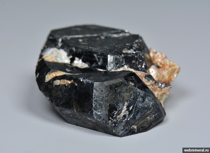 Фотография минерала Гематит, Тальк. Гематитовая горка.