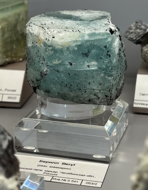 .   .   . webmineral.ru