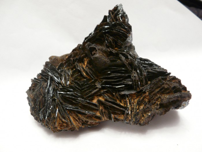 Фотография минерала Гематит. Кутимское (Fe) месторождение.