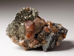 ������, �����, �����, ������� ����. ���������� (Au) ������������� (������ ����). �������� � �������������. webmineral.ru