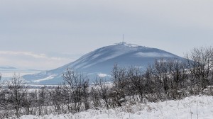 Гора Машук (вид с горы Лысой). Машук гора. Минералы и месторождения. webmineral.ru