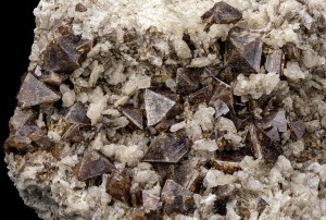 .   24 ().   . webmineral.ru