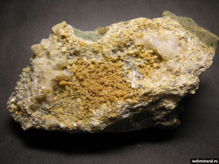Фотография минерала Гейландит-K, Ломонтит. Петропавловский карьер.
