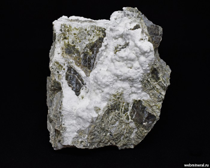 Фотография минерала Гидромагнезит. Ак-Довурак месторождение.